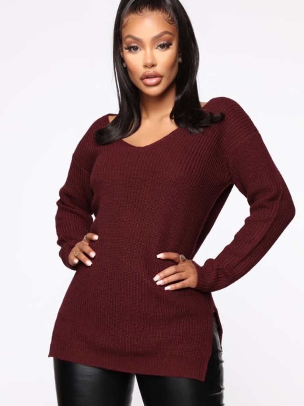 Fashion Nova Women's V-Neck Tunic Sweater - Burgundy